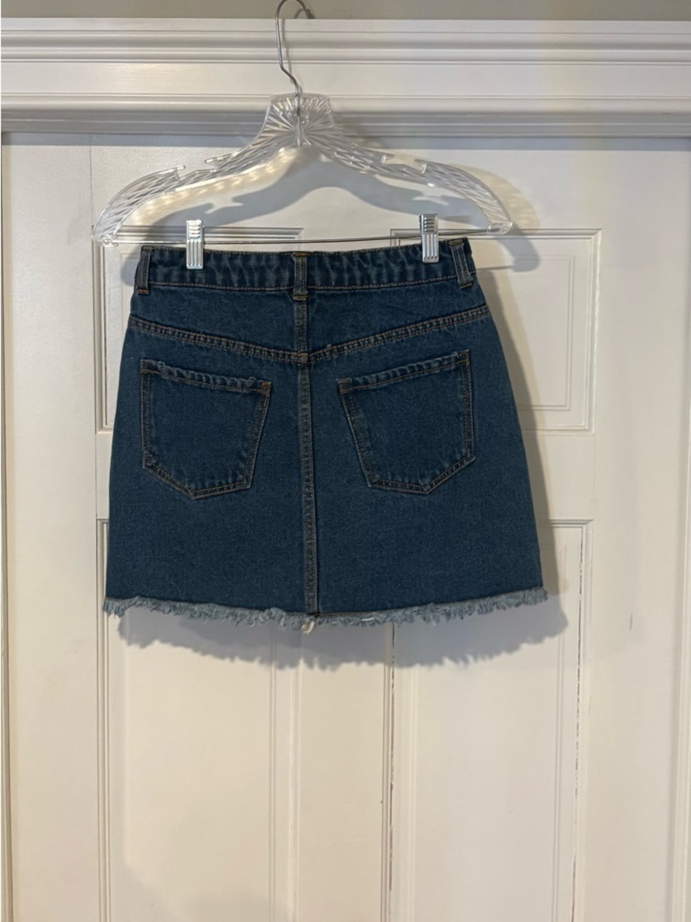 Forever 21 Dark Blue Denim Mini Skirt with Frayed Hem - Picture 4 of 6